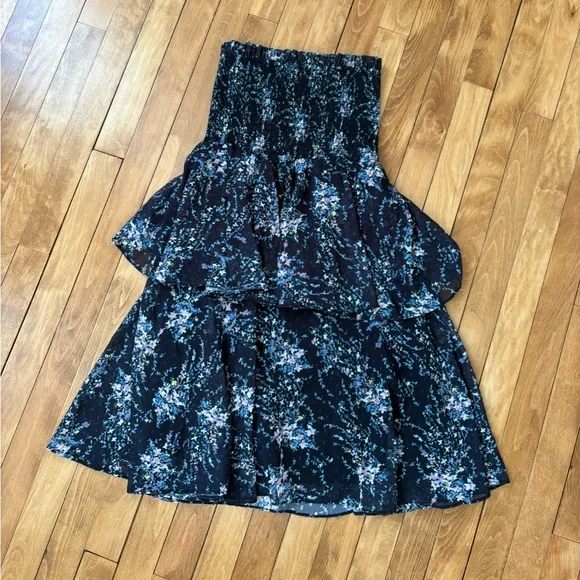 Elliatt Chance Dress - Picture 3 of 7